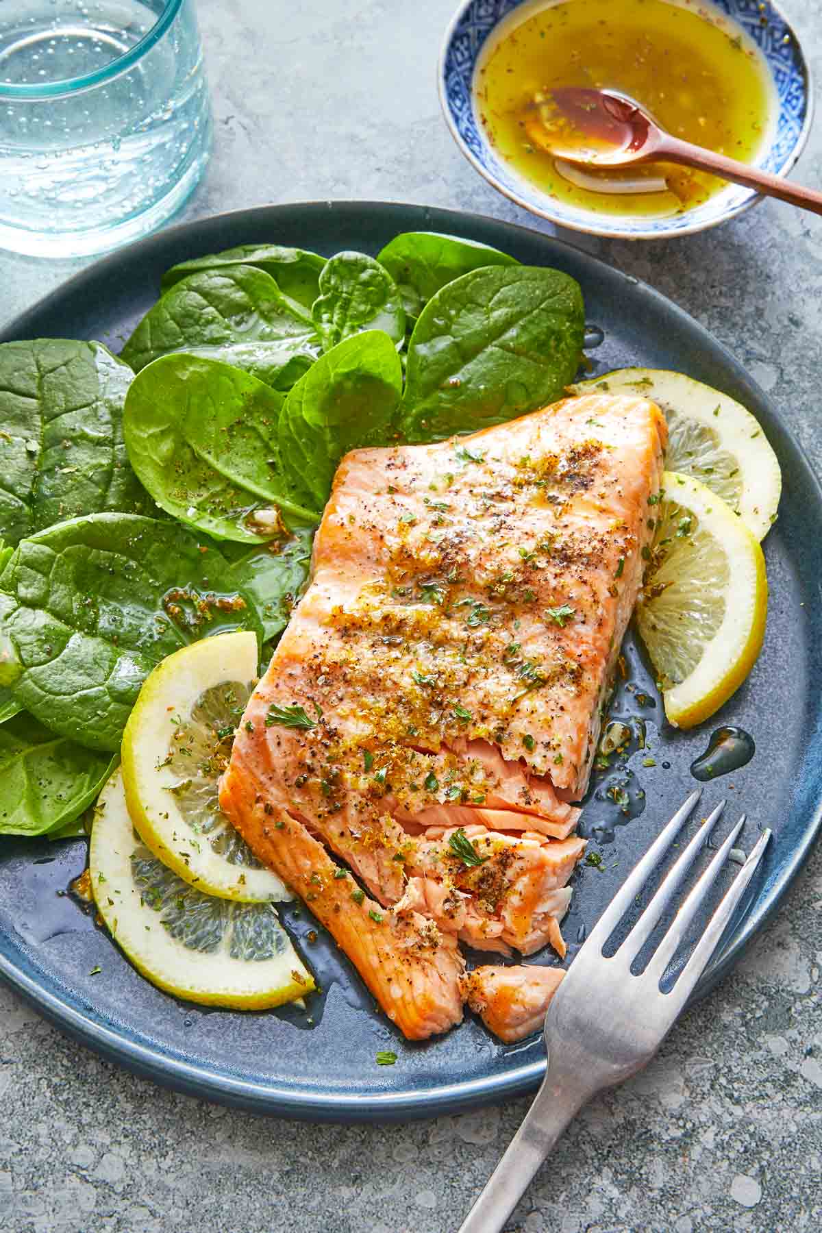 Quick & Easy Broiled Salmon: Perfect for Busy Weeknight Meals